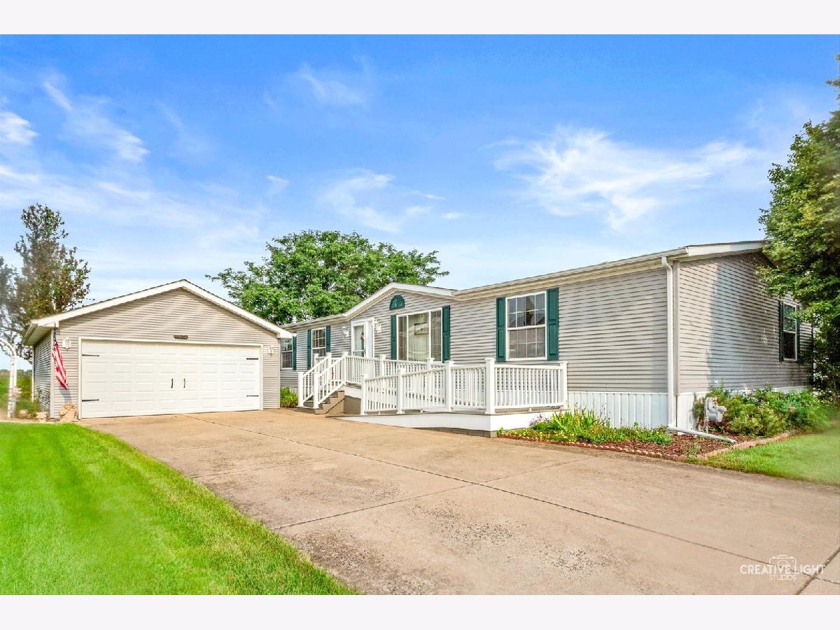  For Sale Manteno Illinois, 1251 Redbud Road