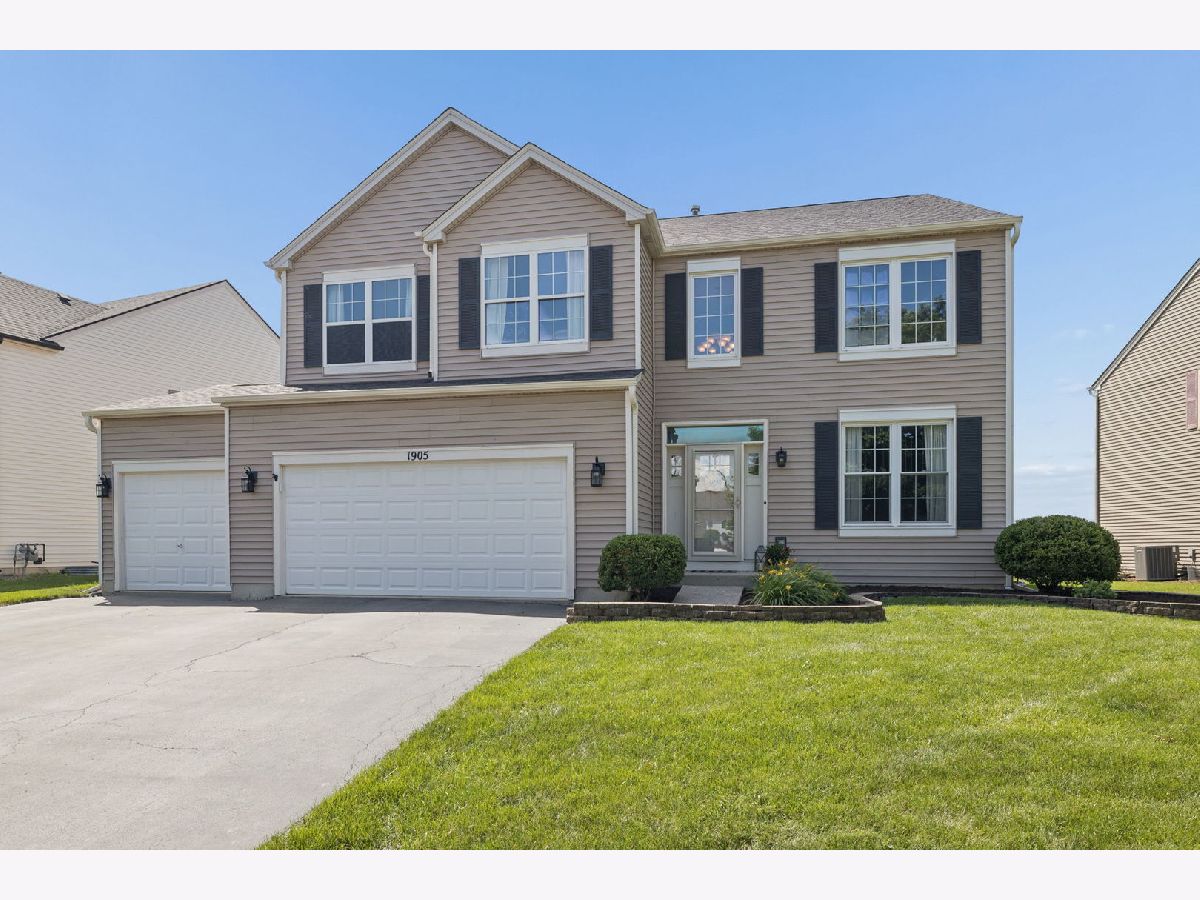  For Sale Plainfield Illinois, 1905 Springside Drive
