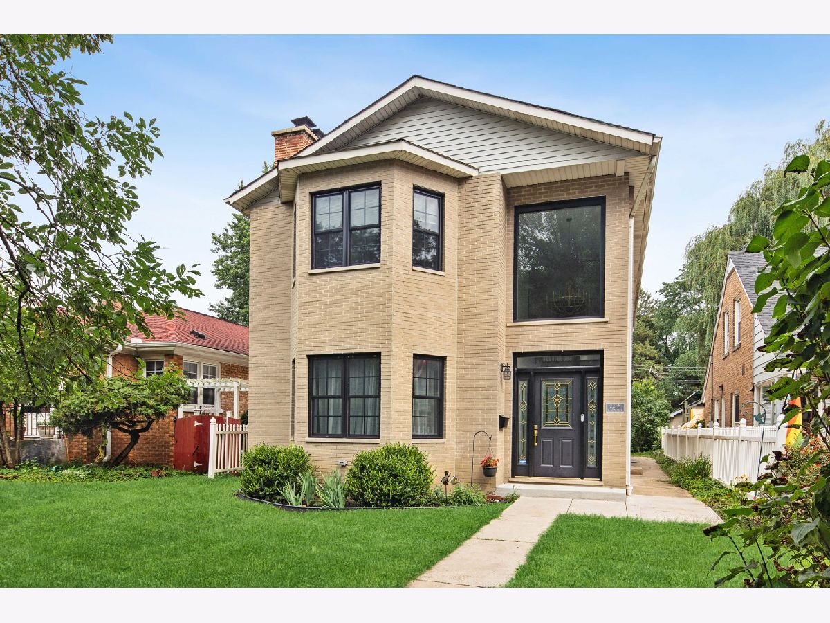  For Sale Chicago Illinois, 4412 Bryn Mawr Avenue