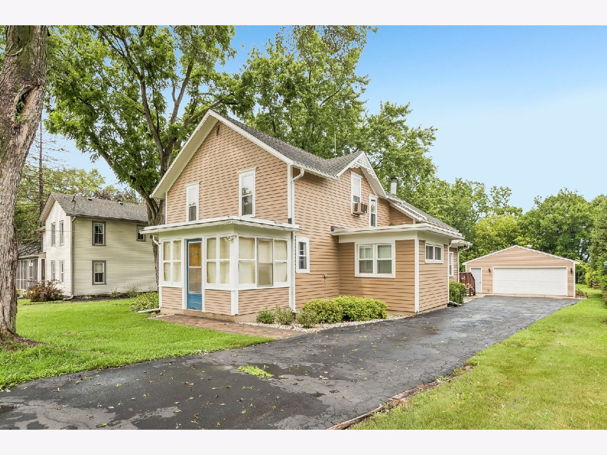 For Sale Hebron Illinois, 11806 Maple Avenue