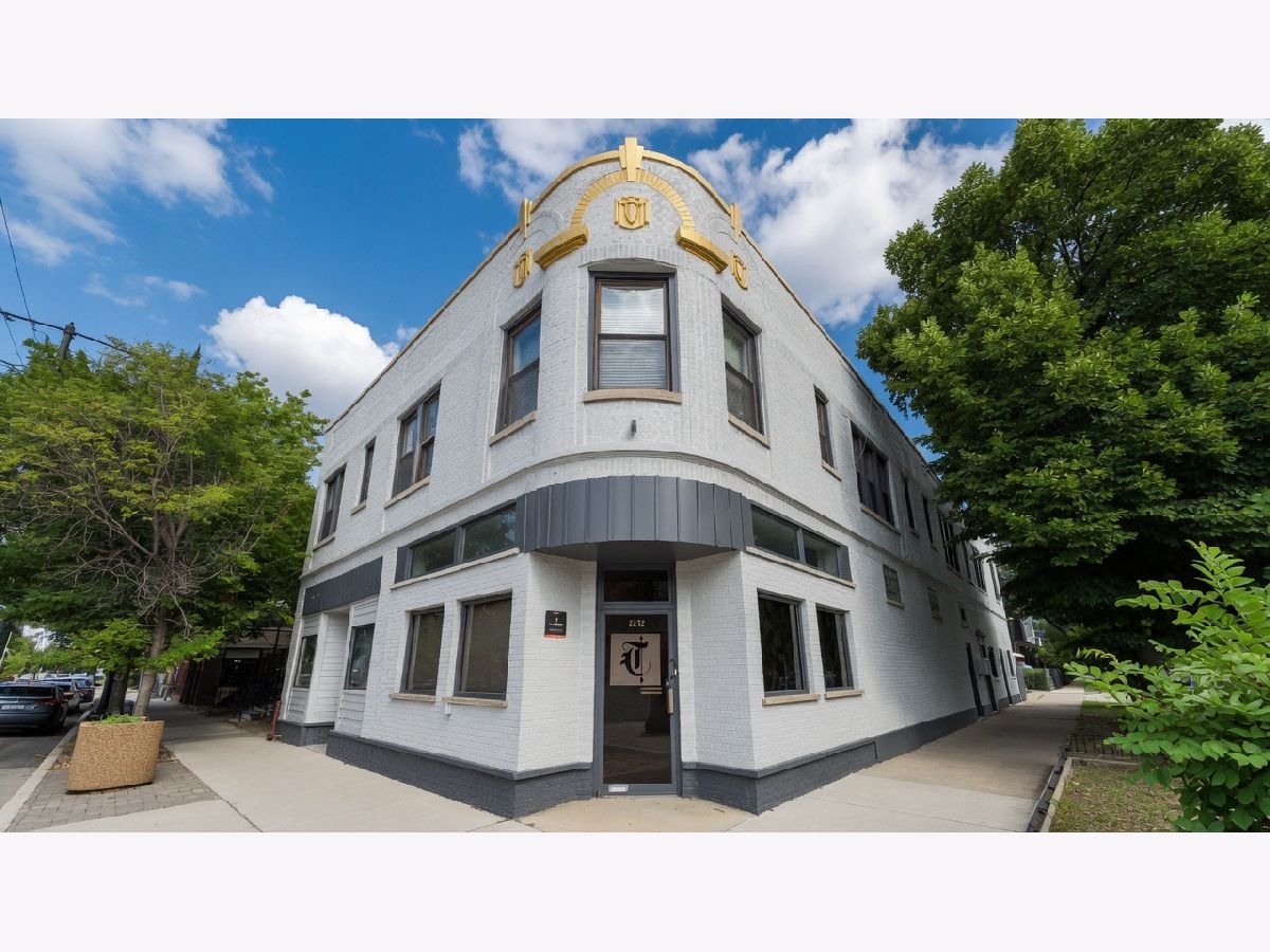  Rented Chicago Illinois, 4004 Bell