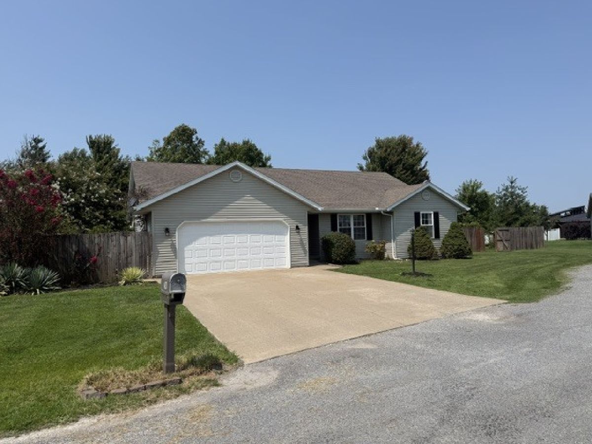  For Sale Herrin Illinois, 403 Empress Lane