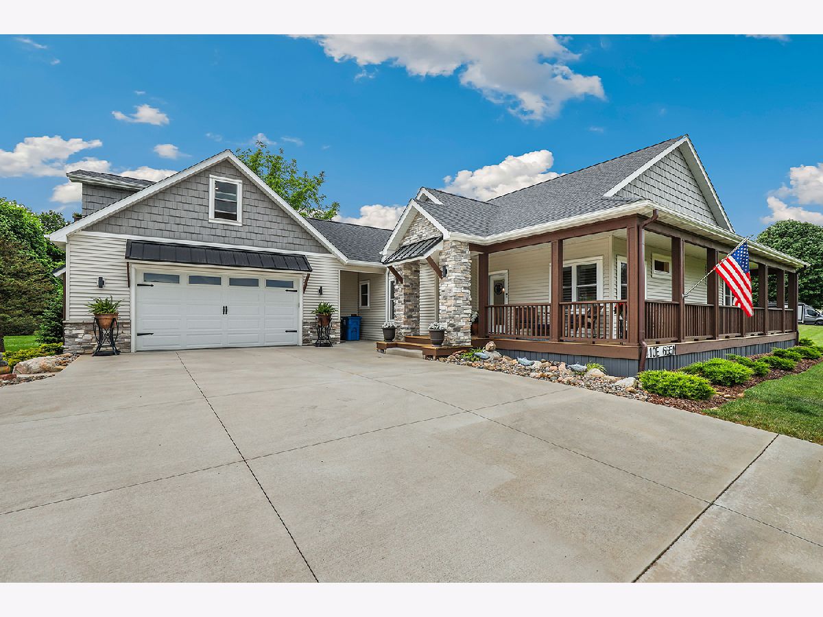  For Sale Valparaiso Indiana, 410 665