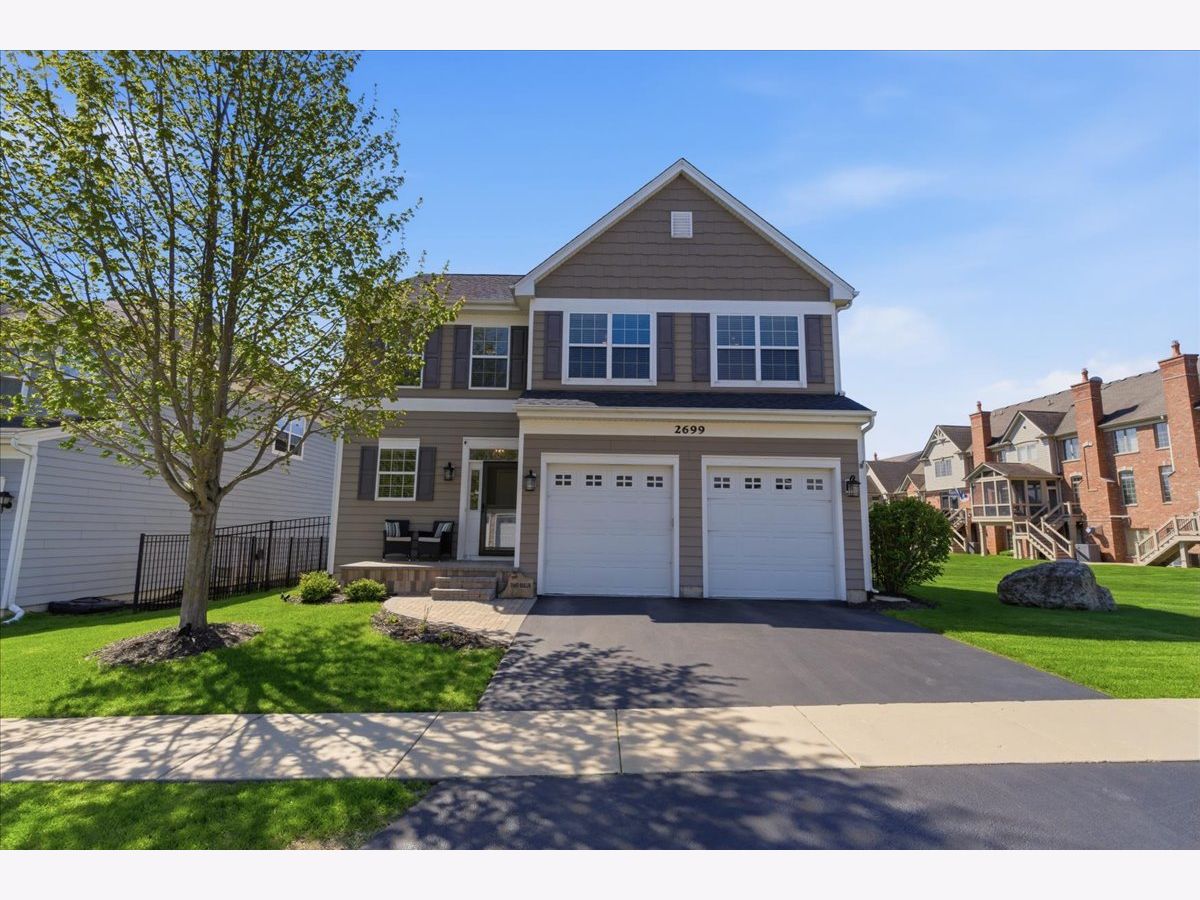 Homes & Townhomes For Sale Regency Estates St Charles Illinois, 2699 Regency Court