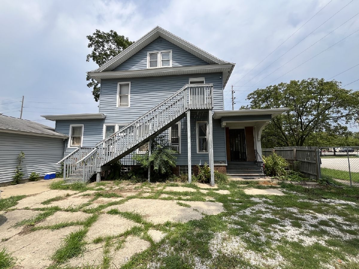  For Sale Decatur Illinois, 561 Church Street