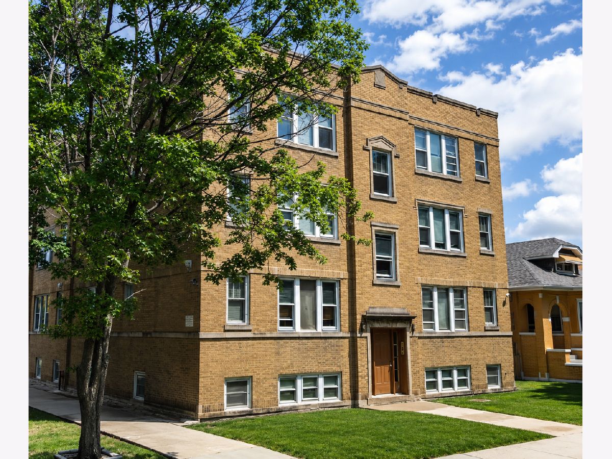  Rented Chicago Illinois, 2957 Parkside