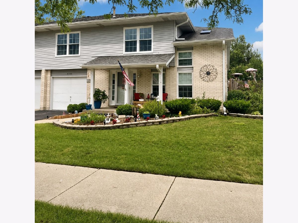 Townhomes & Condos & Homes For Sale Chantilly Tinley Park Illinois, 8333 170th Street