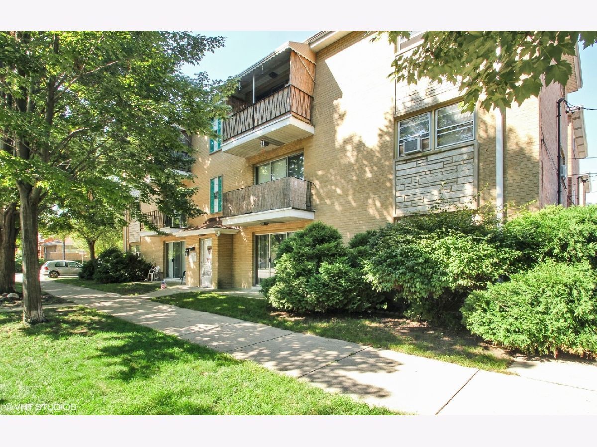  Rented Chicago Illinois, 5534 Bryn Mawr