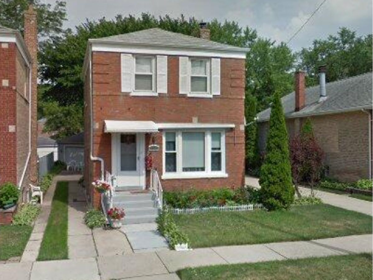  For Sale Brookfield Illinois, 4135 Maple Avenue