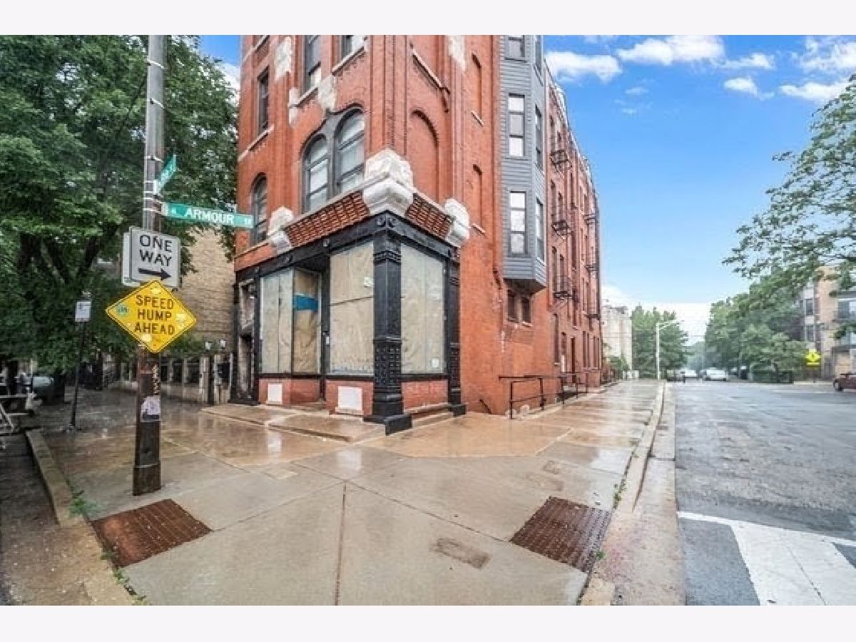  Rented Chicago Illinois, 1481 Erie