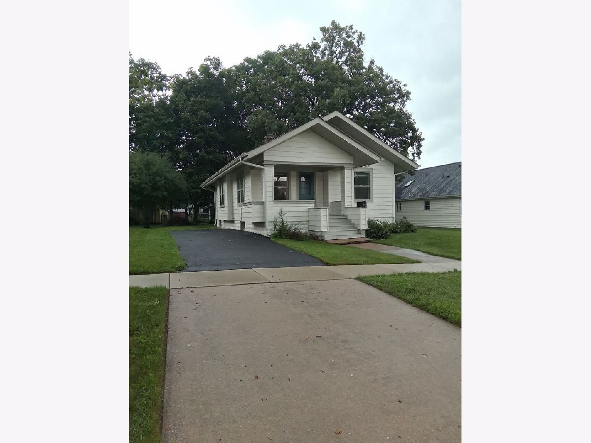  For Sale Harvard Illinois, 1104 Jefferson Street