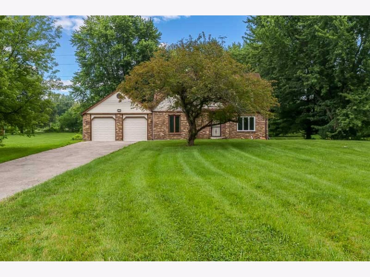  For Sale Caledonia Illinois, 6335 Durness Drive