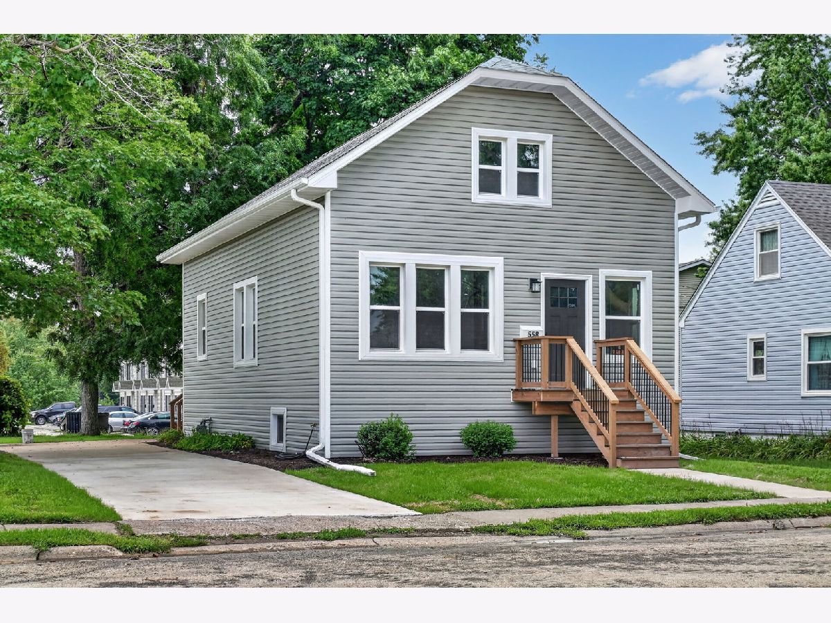  For Sale Rochelle Illinois, 558 3rd Street