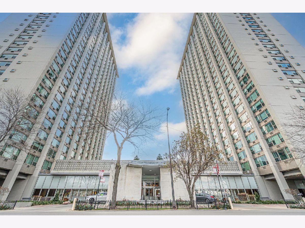  Rented Chicago Illinois, 3600 Lake Shore
