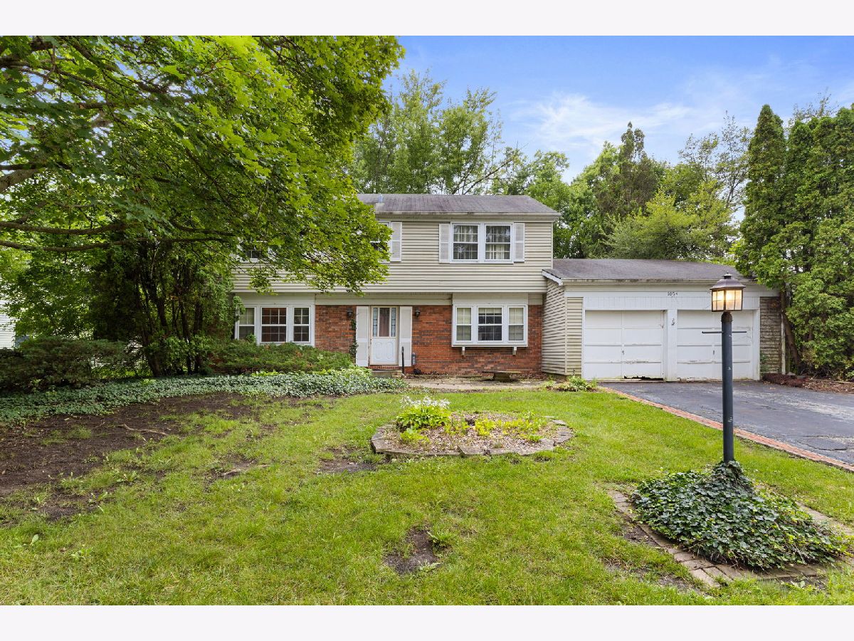 Homes For Sale Strathmore Buffalo Grove Illinois, 1054 Alden Lane