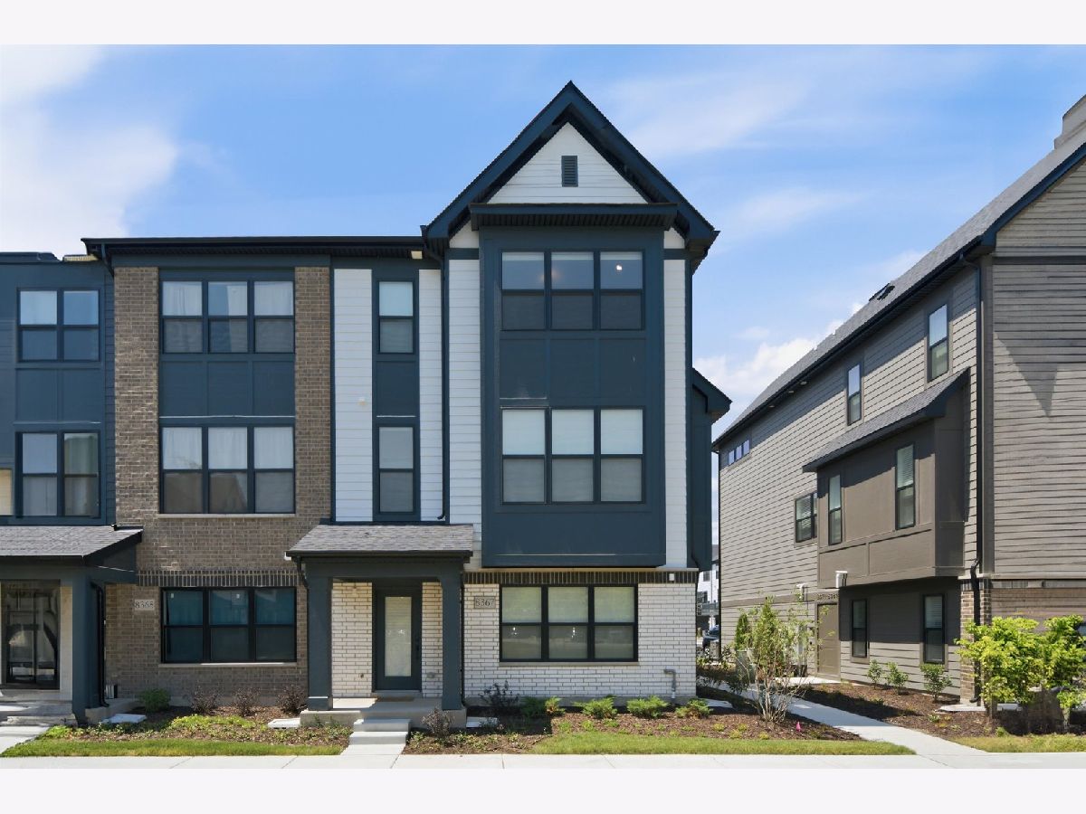  For Rent Morton Grove Illinois, 8367 Mulberry