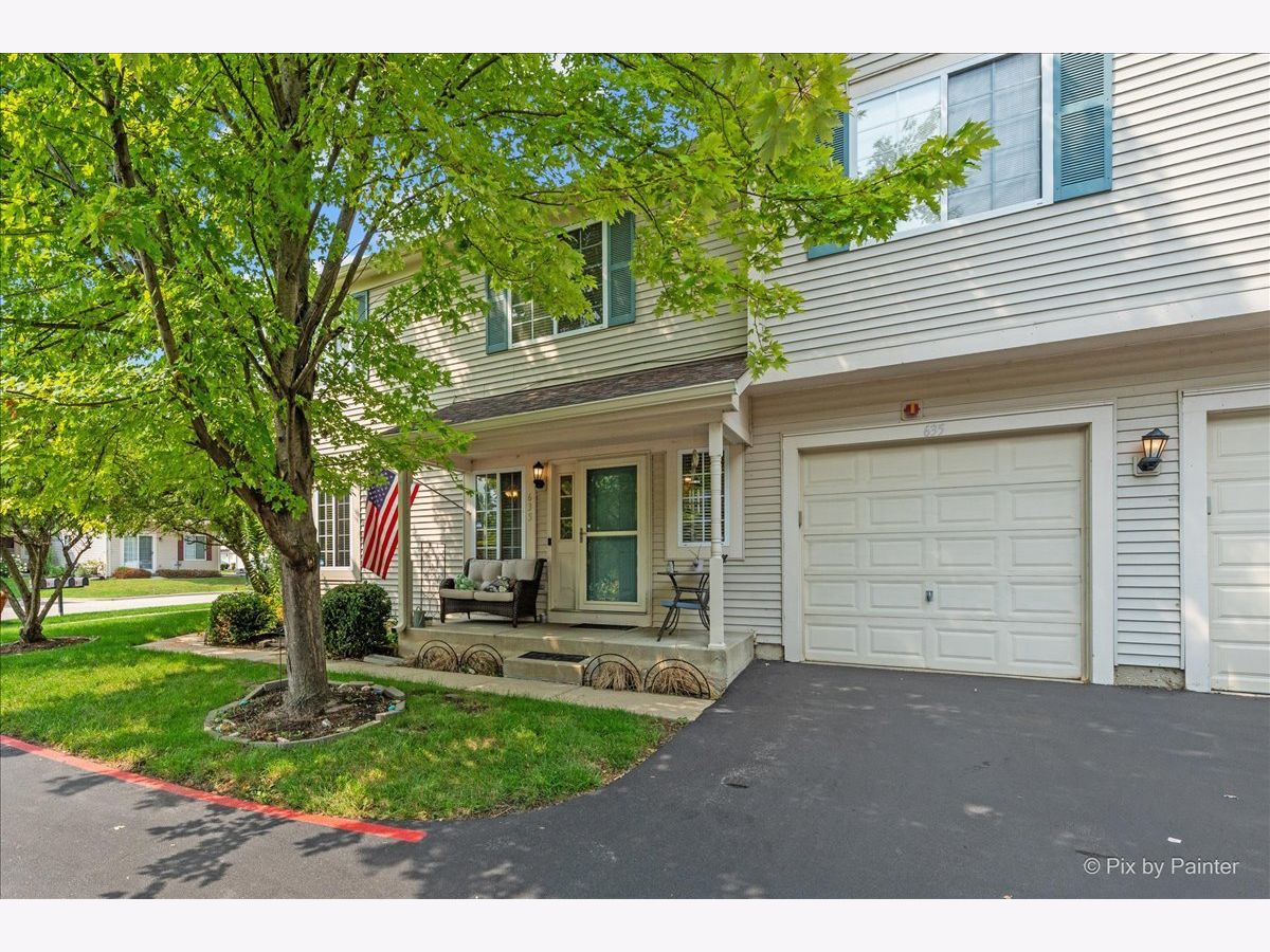  For Sale Fox Lake Illinois, 635 Windsor Drive
