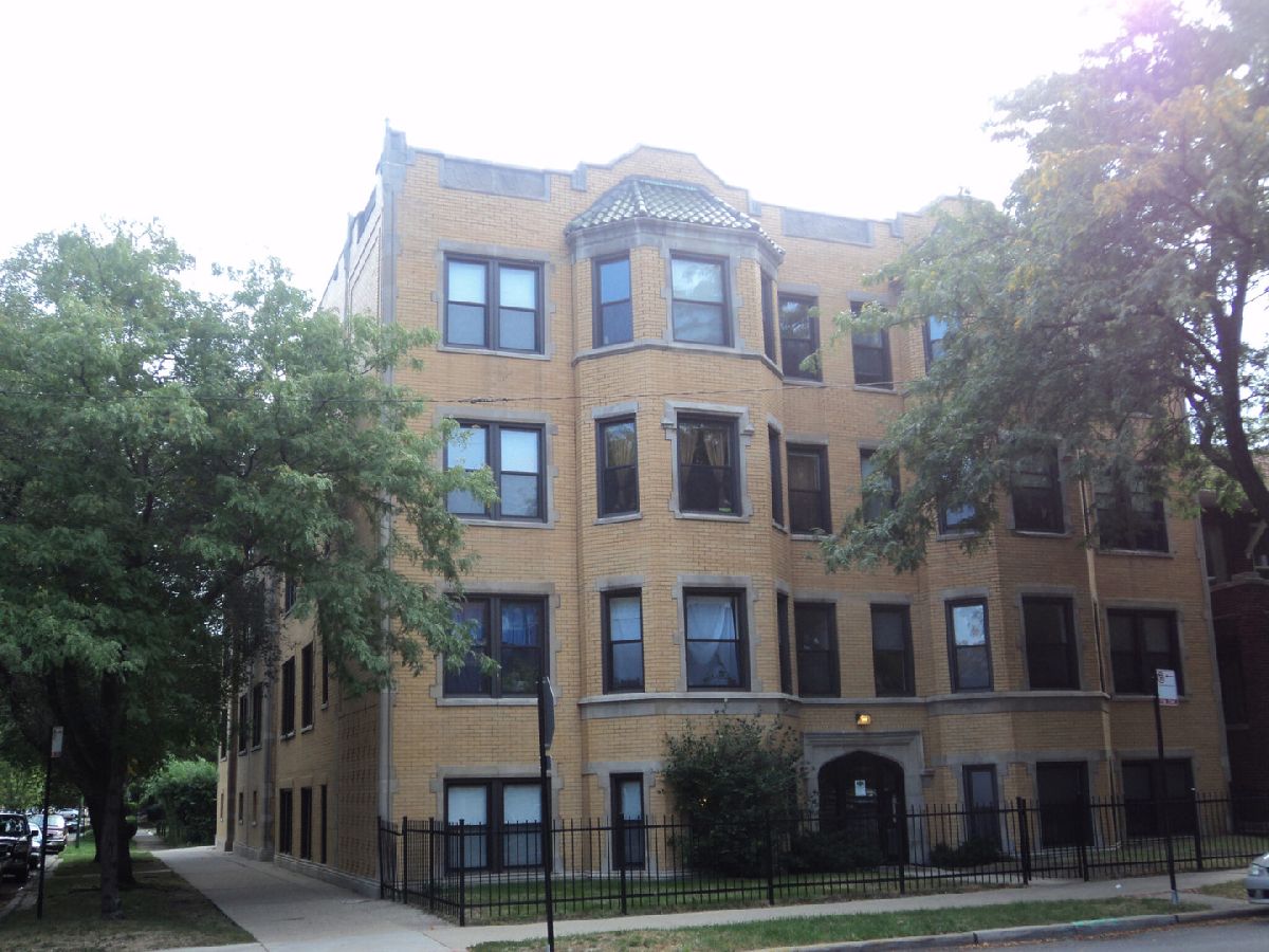 Rented Chicago Illinois, 1551 North Shore