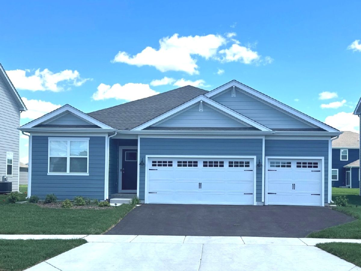 Homes & Townhomes For Sale West Point Gardens Elgin Illinois, 284 Snowdrop Lane