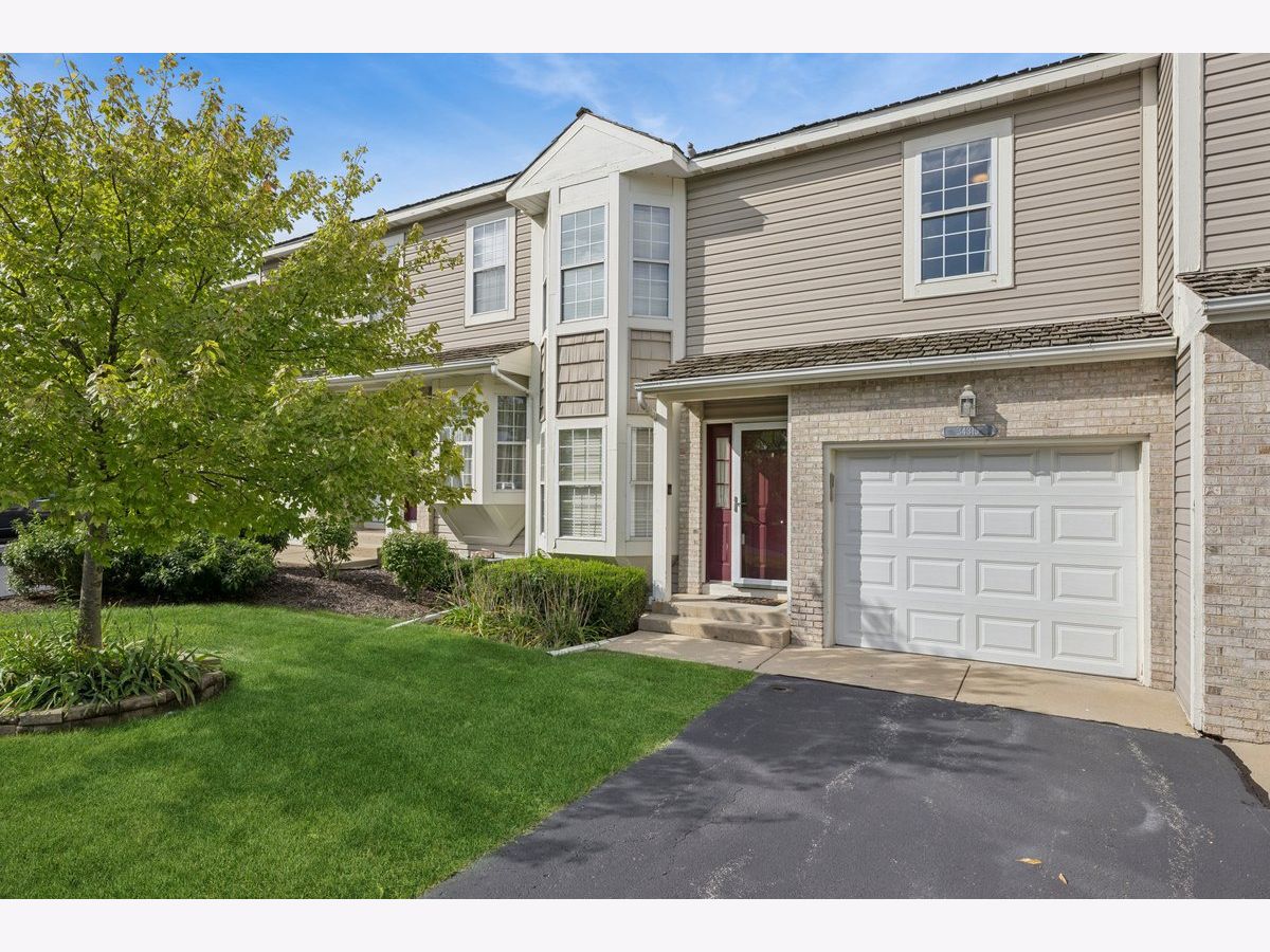  For Sale Gurnee Illinois, 34313 Homestead Road