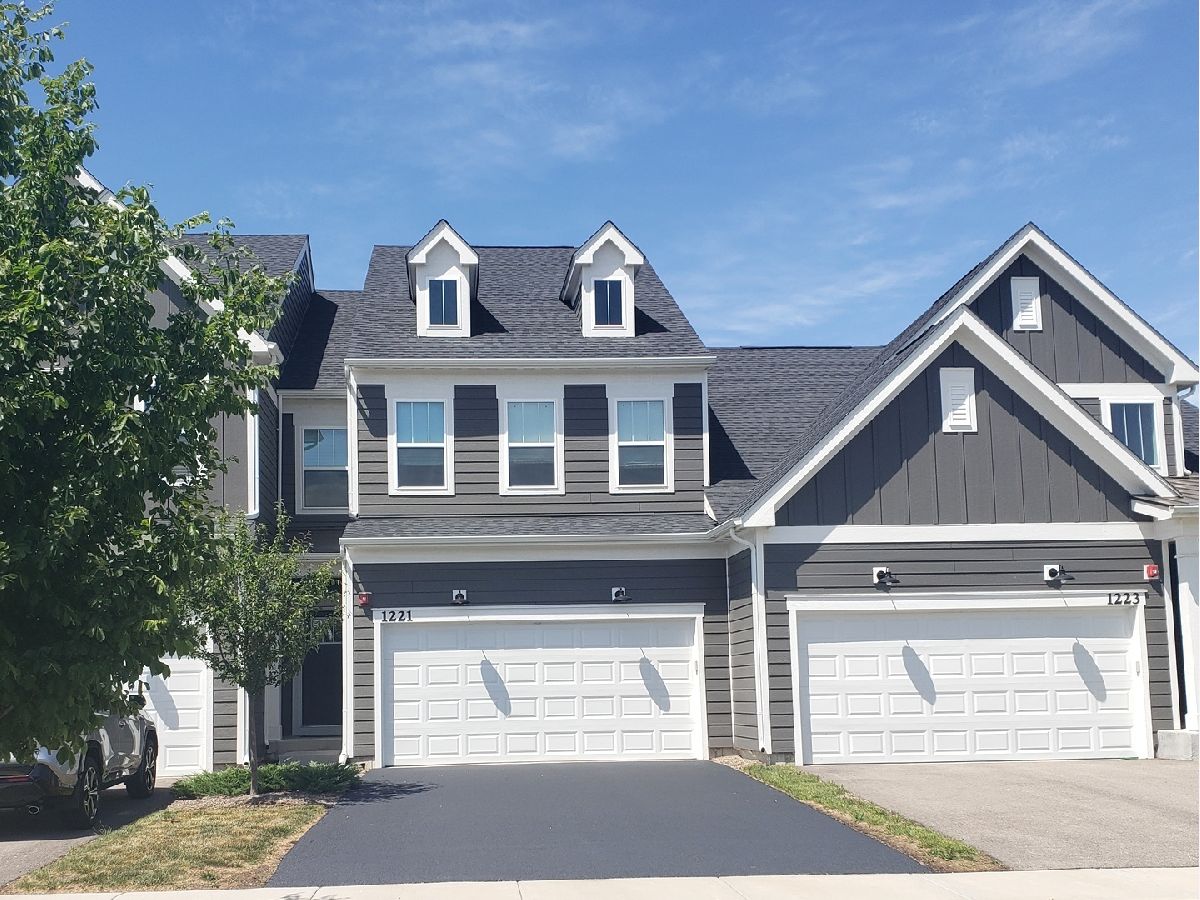 Homes & Condos & Townhomes For Sale Naper Commons Naperville Illinois, 1221 Josiah Road