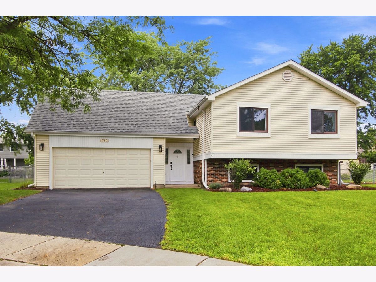  Rented Bartlett Illinois, 782 Balboa