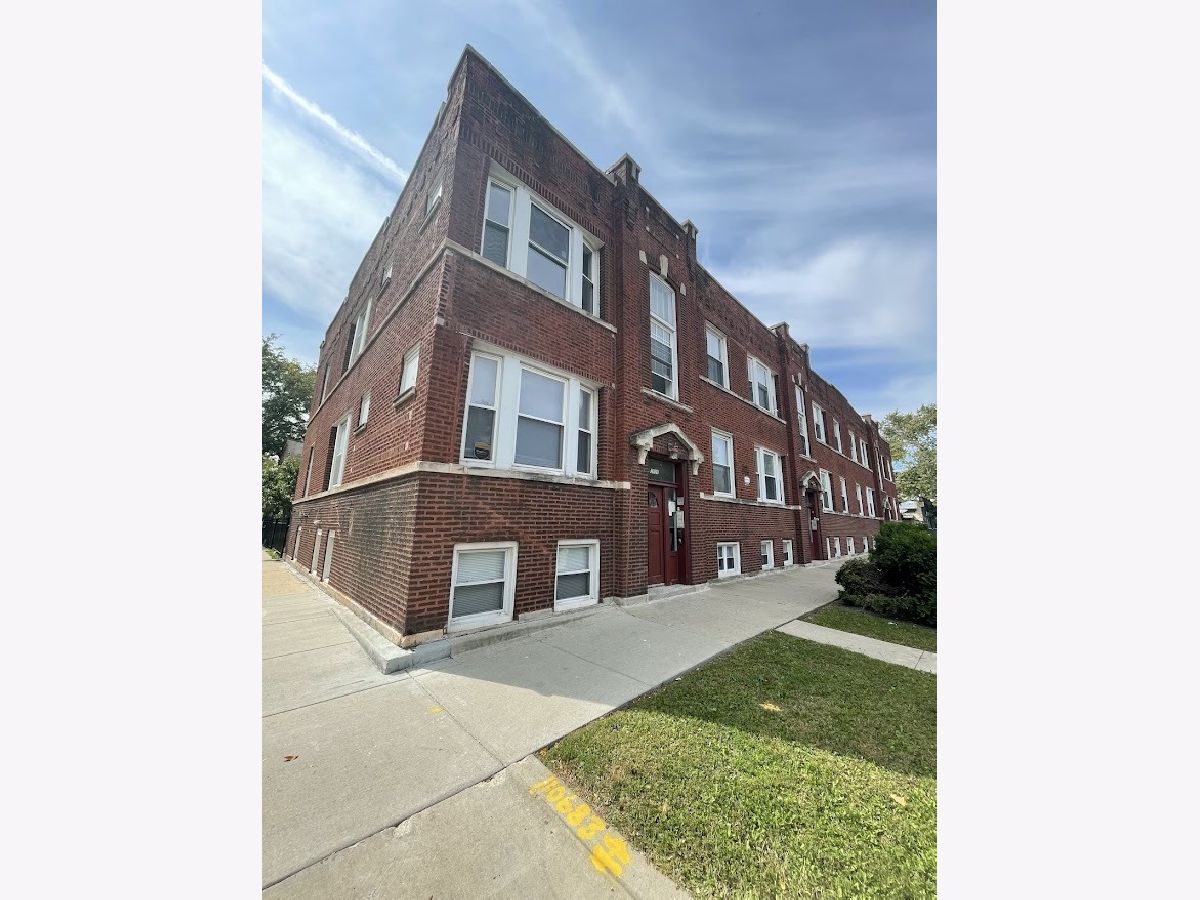  Rented Chicago Illinois, 3607 Le Moyne
