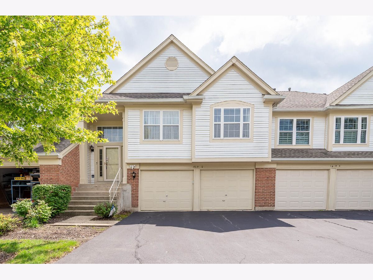  Sold Bartlett Illinois, 1619 Camberley