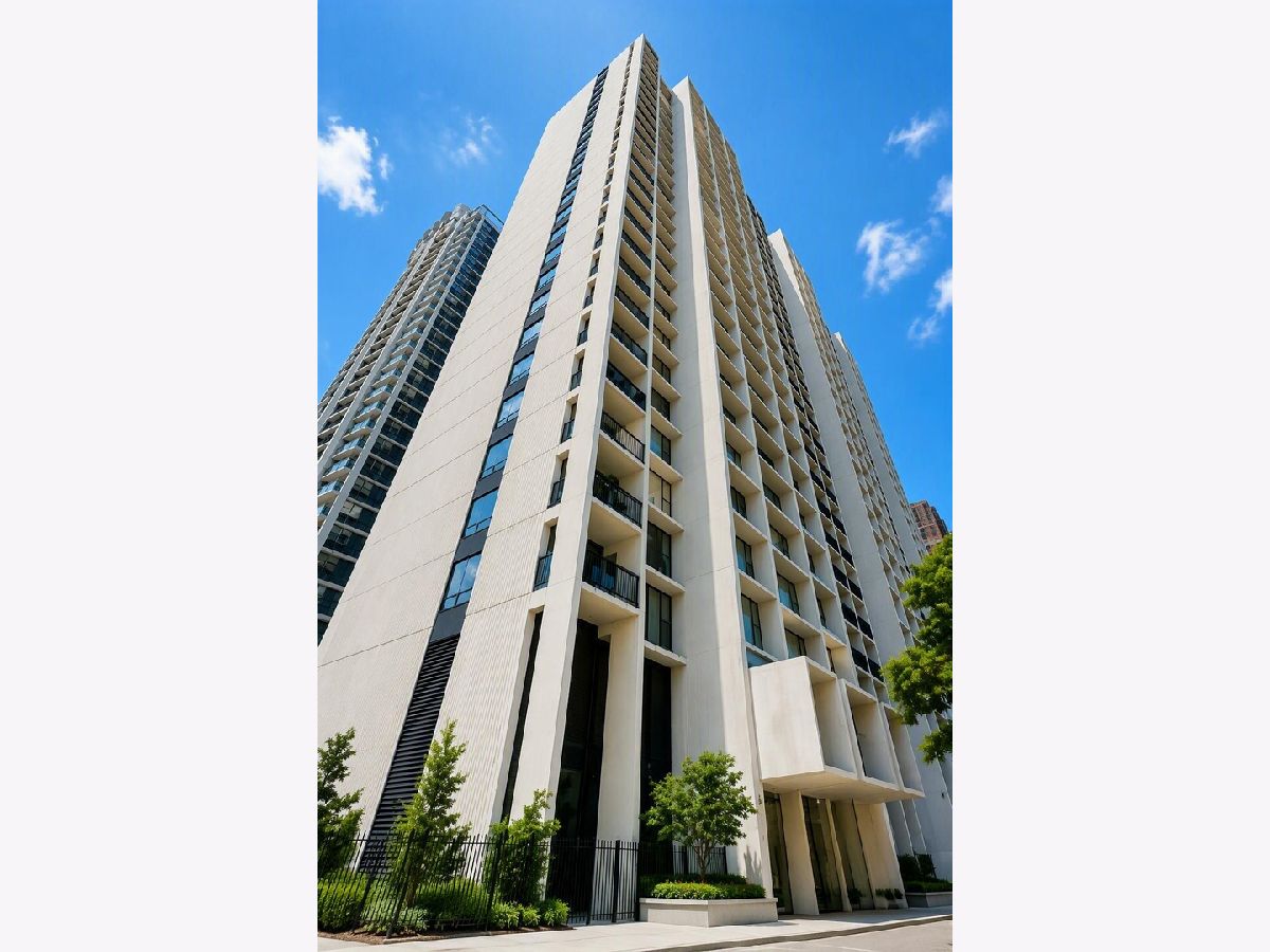 Condominiums For Sale Harbor House Chicago Illinois, 3200 Lake Shore Drive