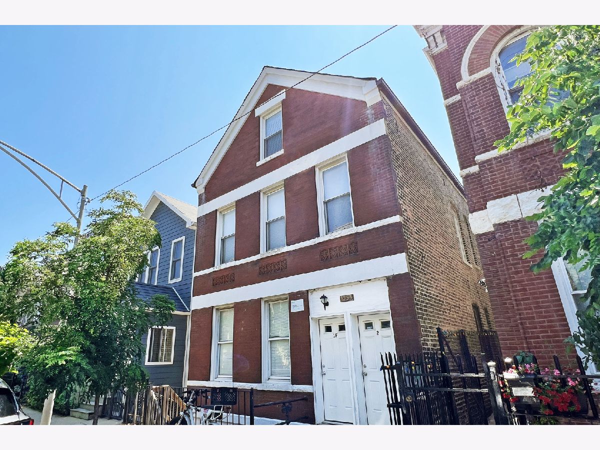  Rented Chicago Illinois, 1355 Walton