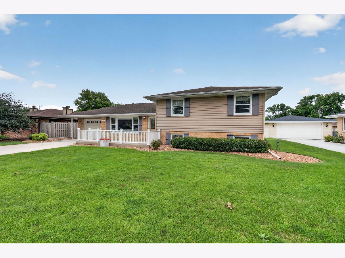  Sold Crest Hill Illinois, 1817 Root