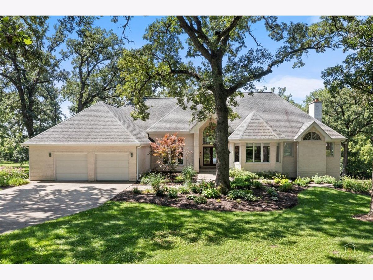  For Sale Big Rock Illinois, 49W693 Hinckley Road