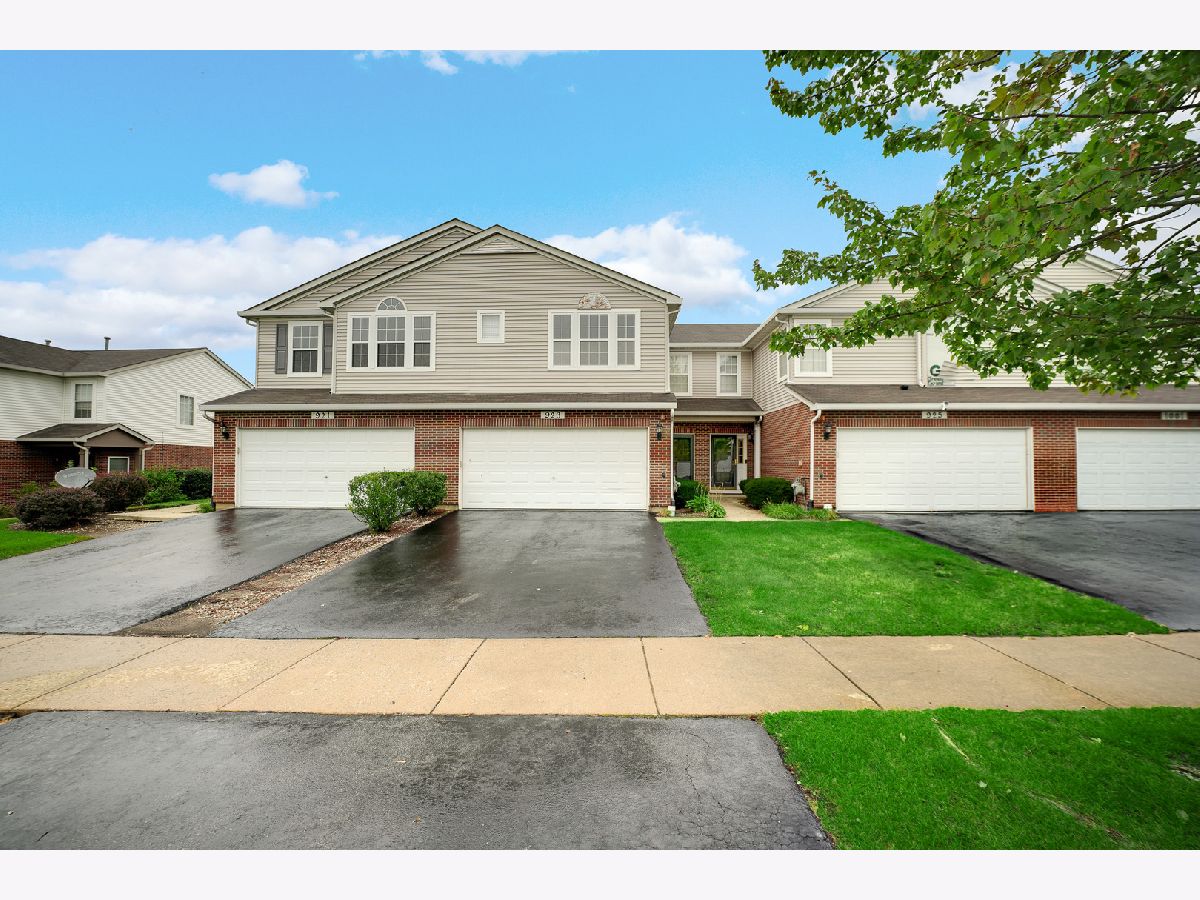 For Sale Matteson Illinois, 923 Fieldside Drive