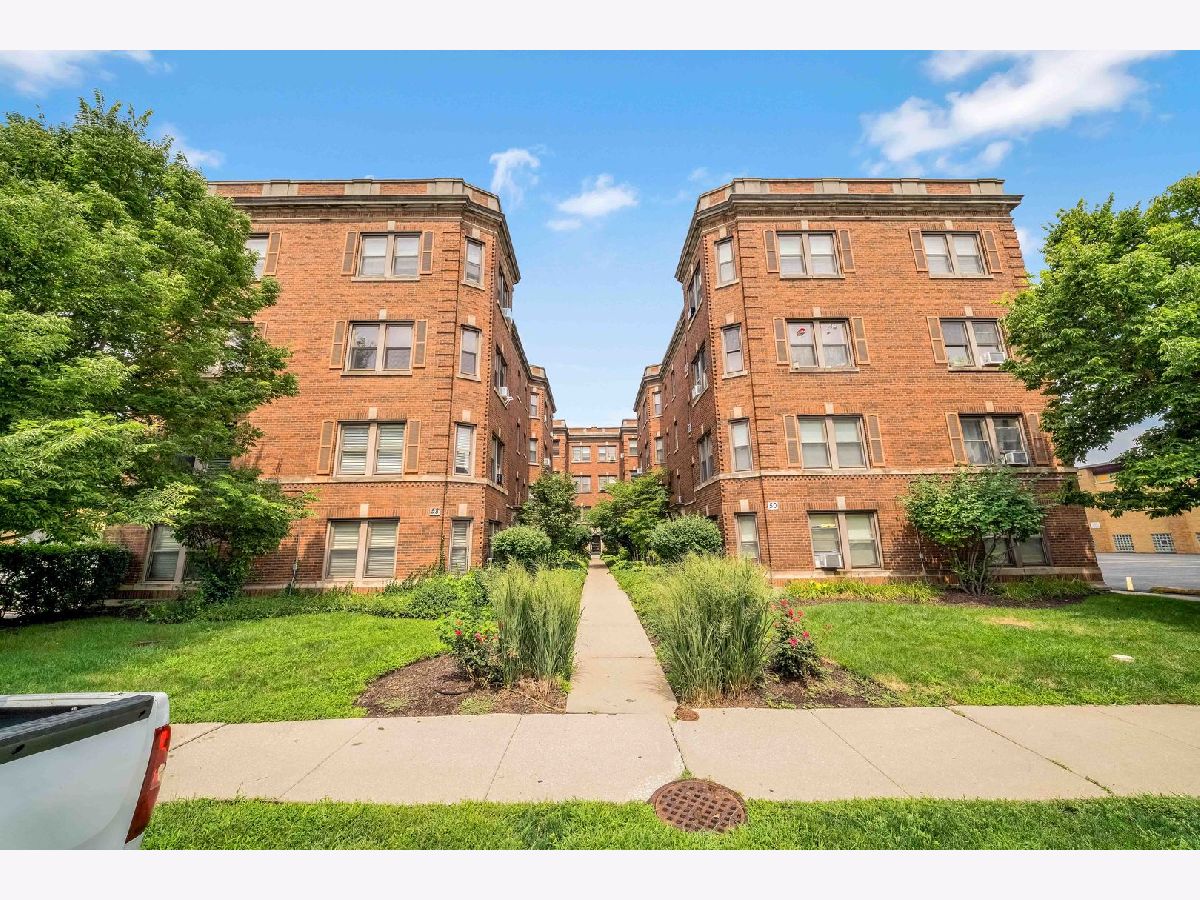 Condos & Townhomes & Homes For Sale Riverside Station Riverside Illinois, 54 Forest Avenue