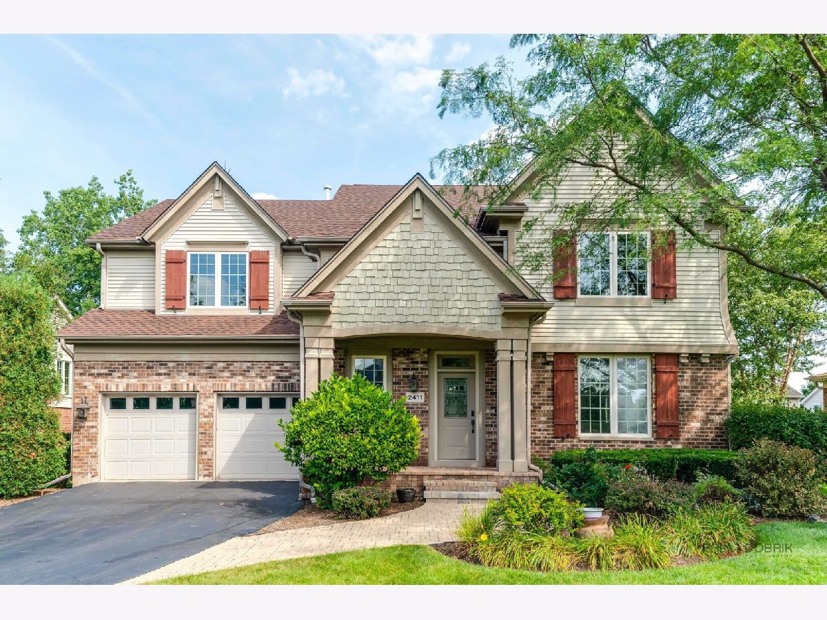 Townhomes & Homes For Sale Waterbury Place Buffalo Grove Illinois, 2411 Overview Drive