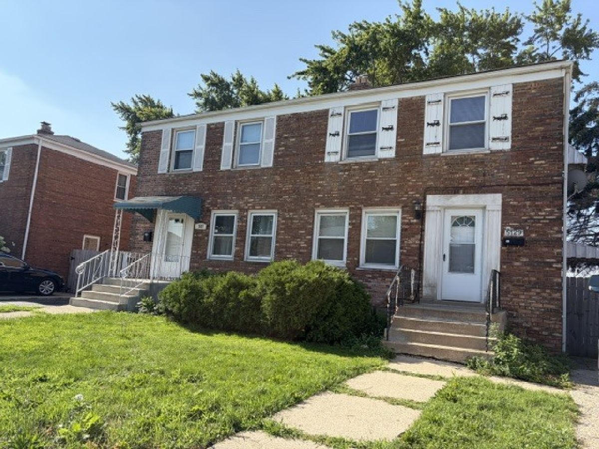  Rented Chicago Illinois, 5129 64th