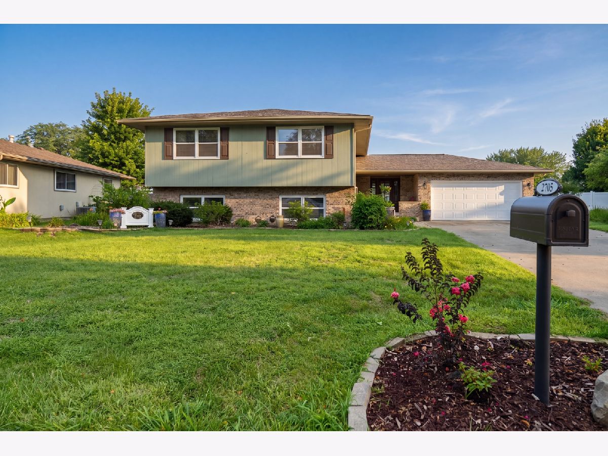  Sold Peru Illinois, 2705 Debo