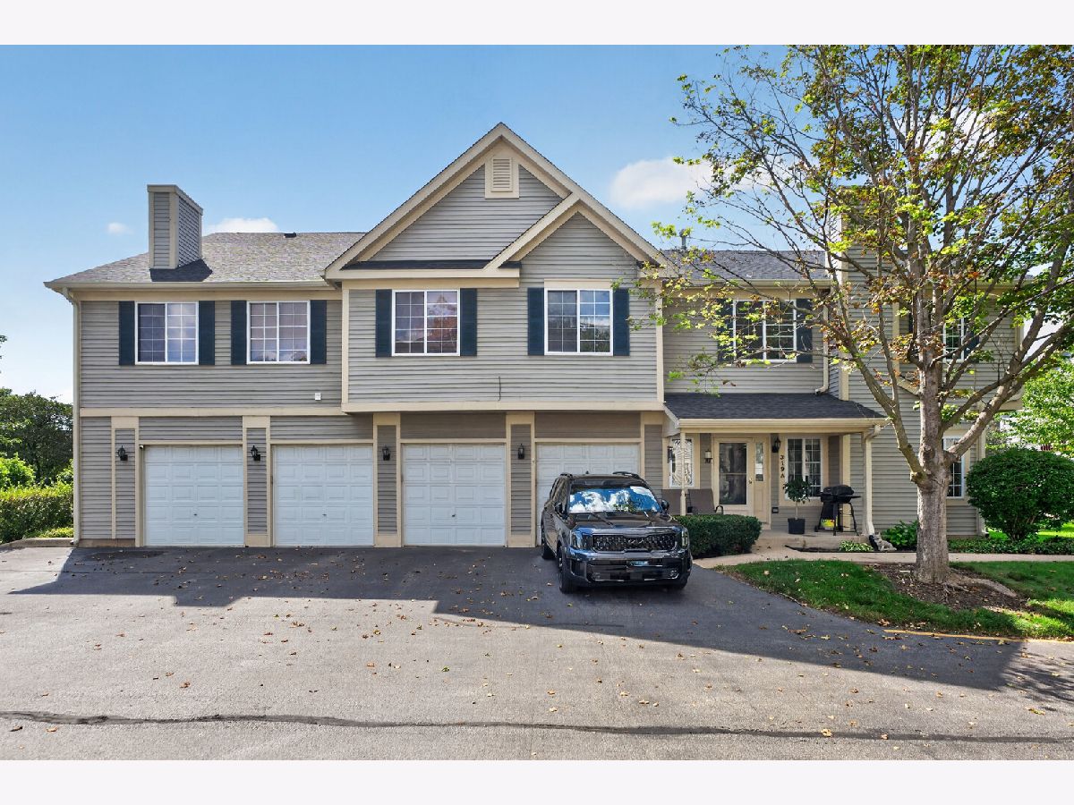  For Sale South Elgin Illinois, 319 Windsor Court