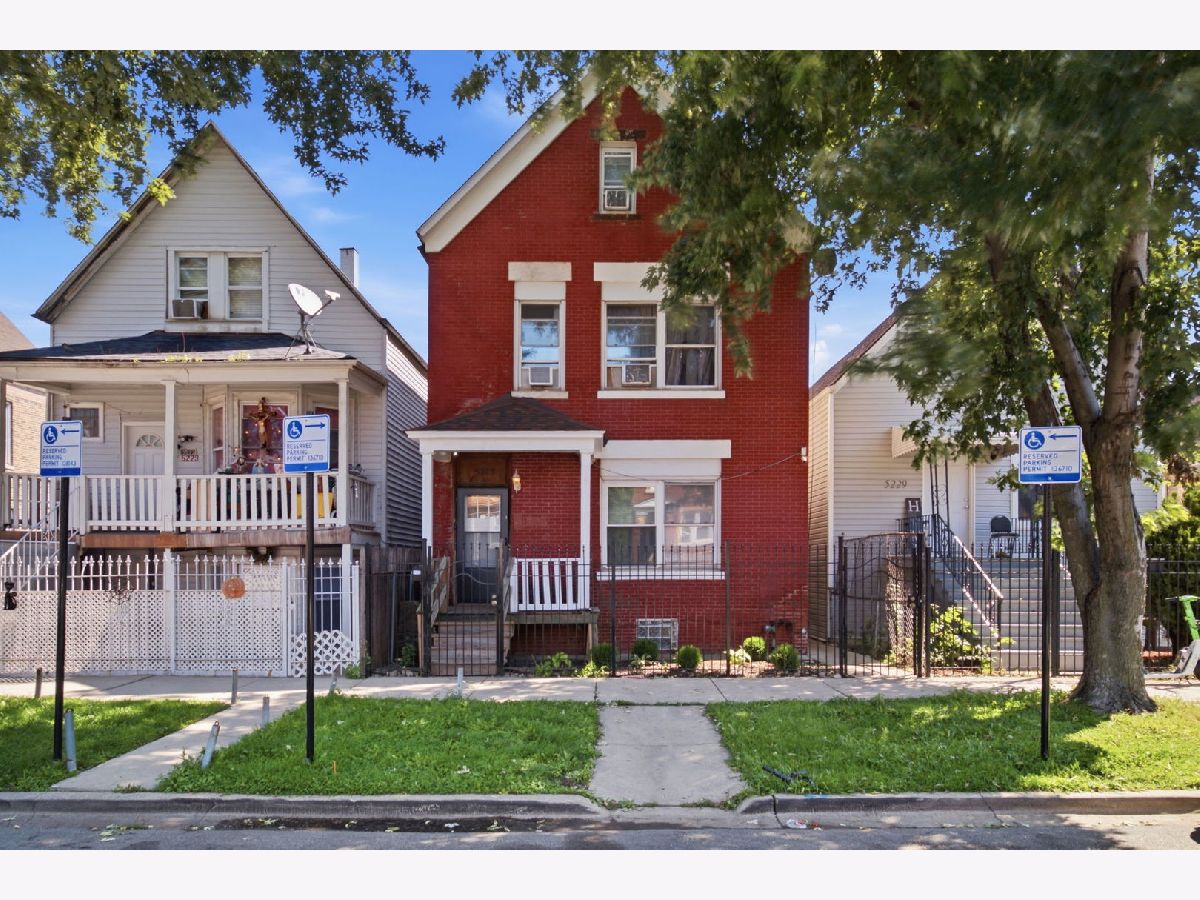  For Sale Chicago Illinois, 5225 Campbell Avenue