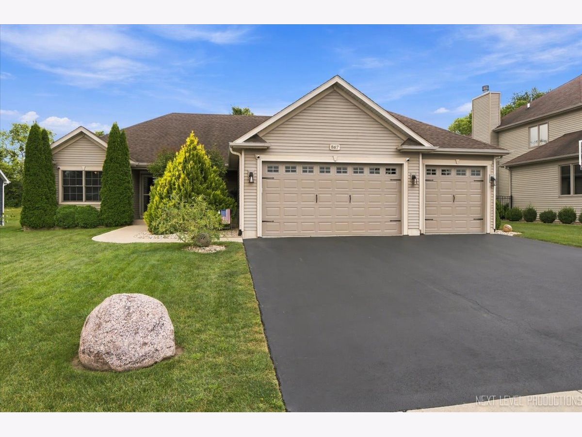  For Sale Yorkville Illinois, 867 Greenfield