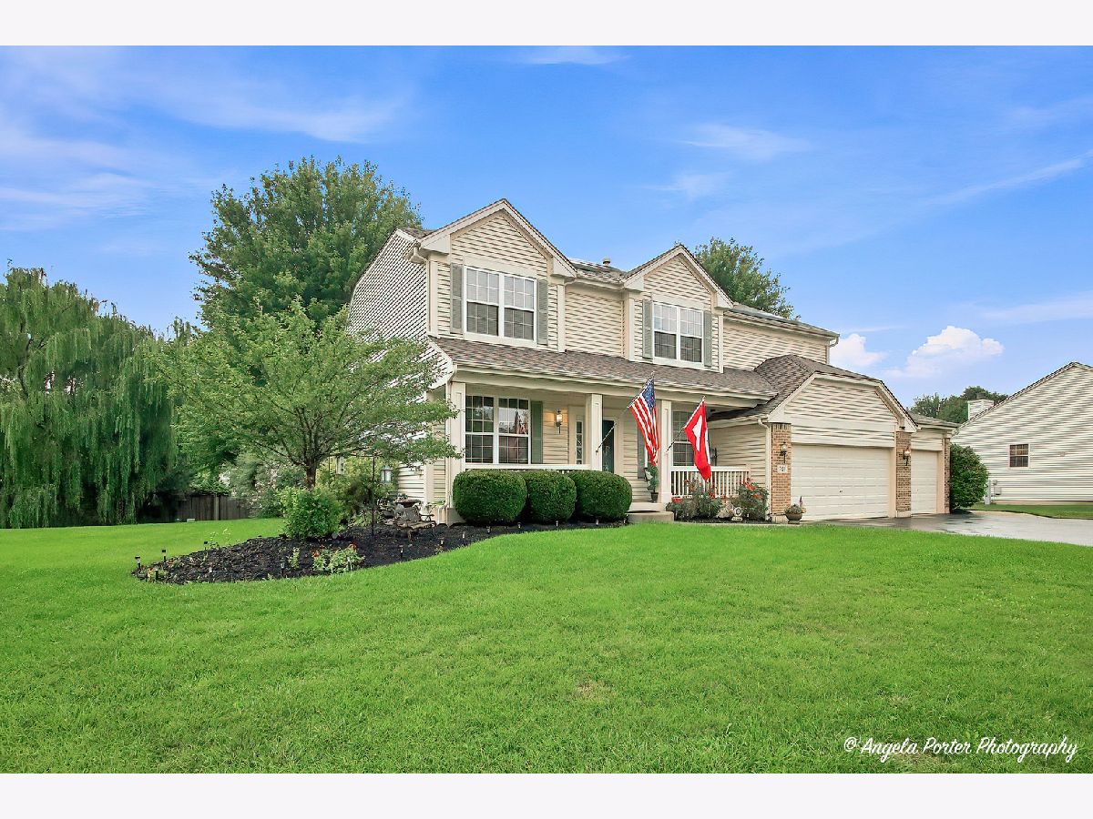  For Sale Antioch Illinois, 751 Needlegrass Parkway