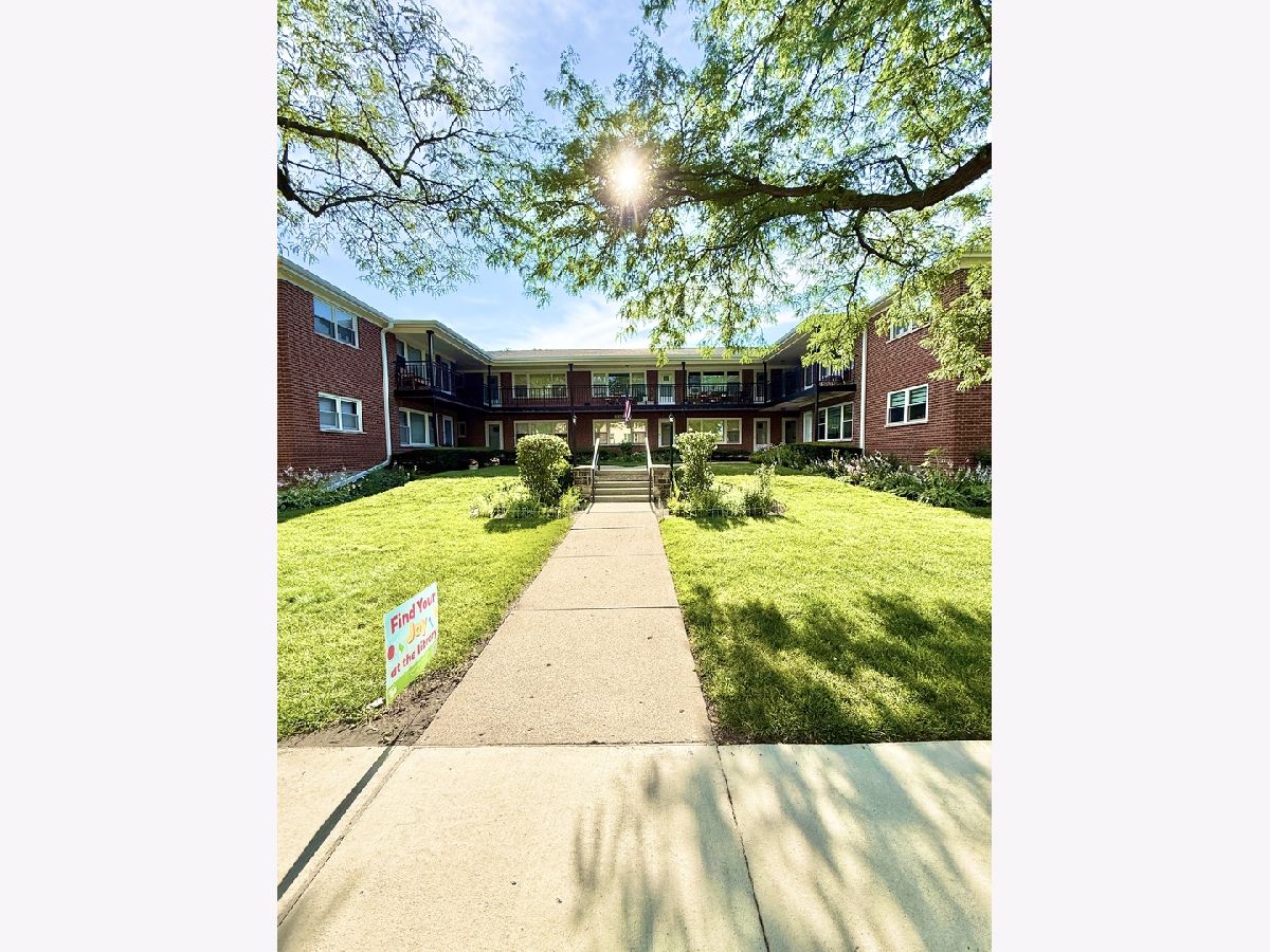  For Rent Park Ridge Illinois, 720 N Western