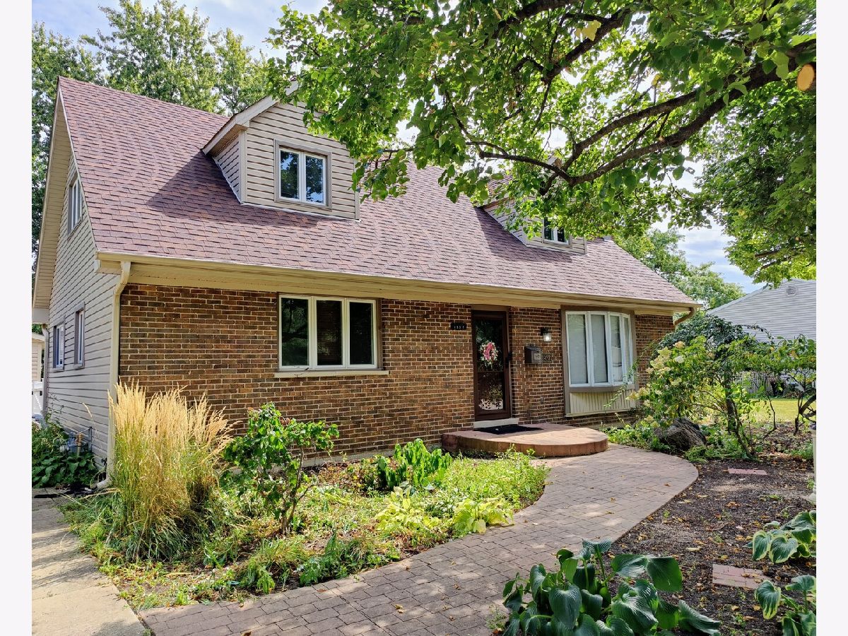  For Sale Wheaton Illinois, 1937 Nottingham Lane