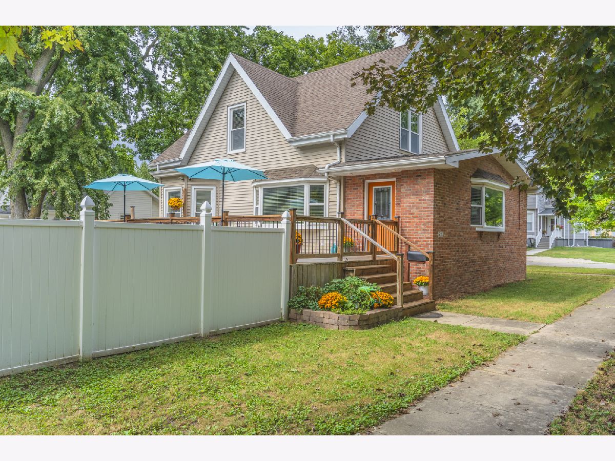  For Sale Pontiac Illinois, 921 Plum Street
