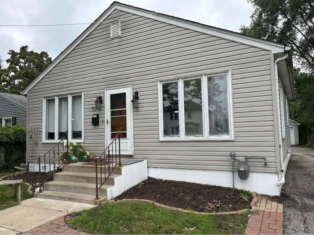  Sold Waukegan Illinois, 1106 Yeoman