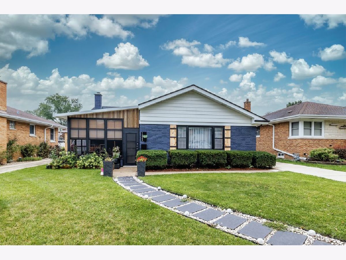  For Sale La Grange Park Illinois, 1233 Woodside Road