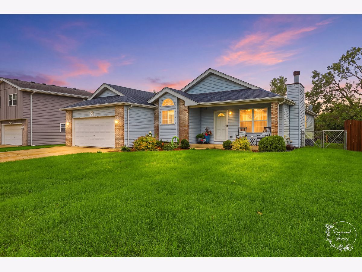  For Sale Monee Illinois, 25728 Linden Avenue