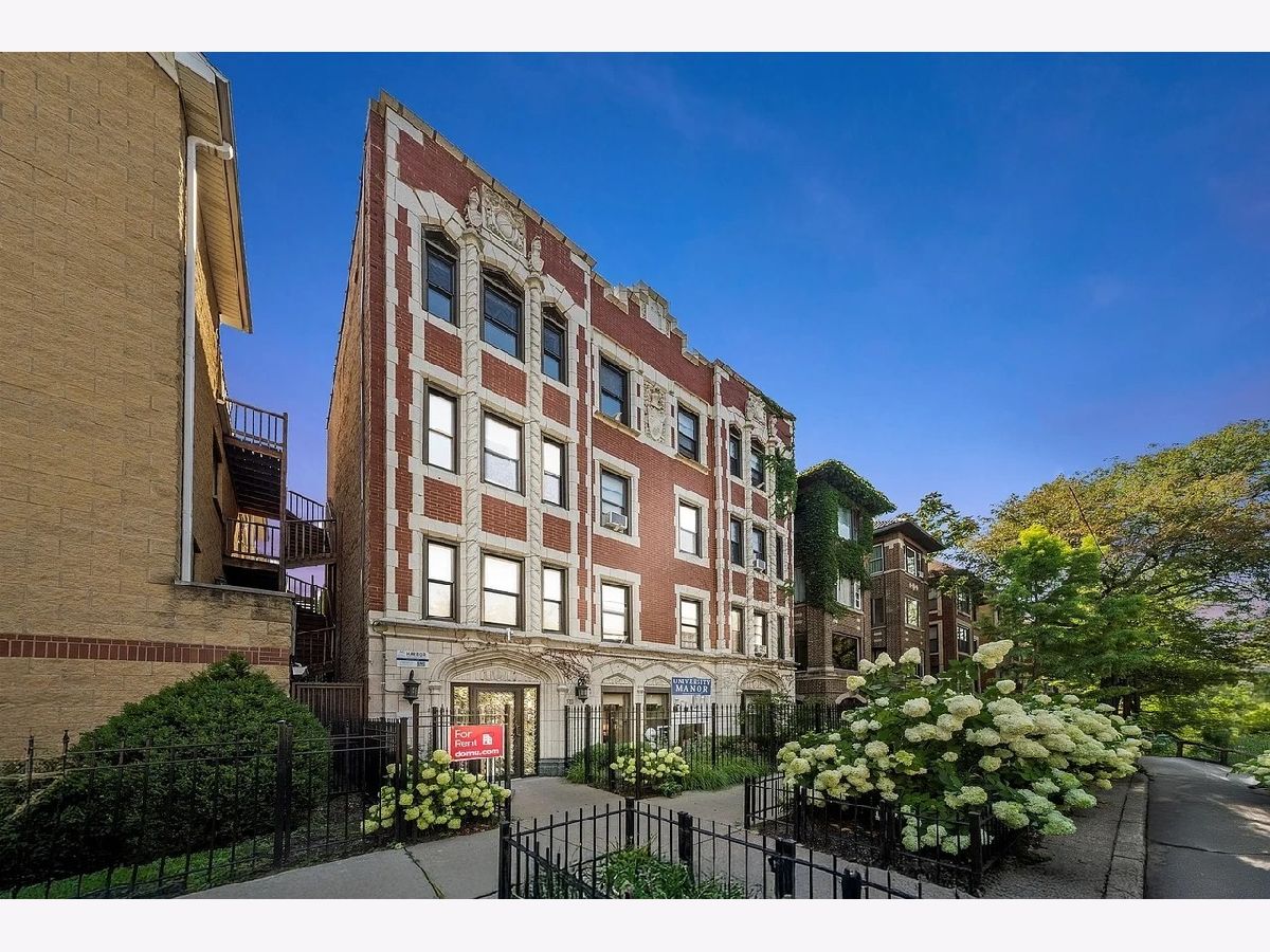  Rented Chicago Illinois, 5111 University