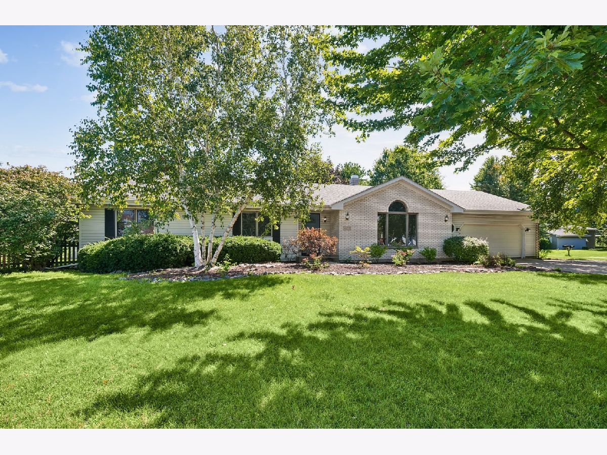 Homes For Sale Peerless Estates Plainfield Illinois, 16107 Howard Street