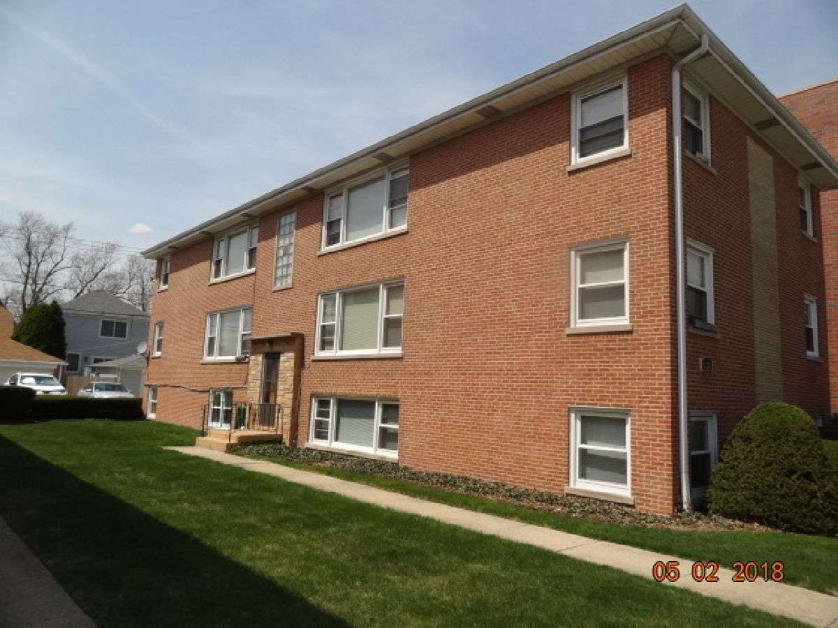 Homes & Condominiums For Rent Edison Park Place Chicago Illinois, 6636 Harlem